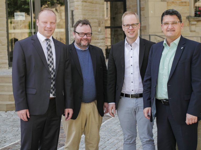Bundestagsabgeordnete der FDP besuchten Bürgermeister im Östringer Rathaus…