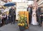 Übergabe der Heimattage-Fahne durch Ministerpräsident Kretschmann an Sinsheim