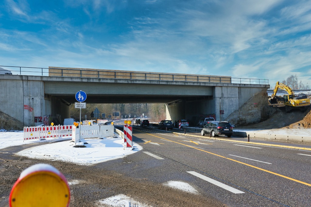 Wichtige Information für Benutzer der B292 bei Sinsheim – Sperrung wegen Brückenabbruch
