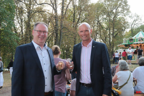 Bürgermeister Glasbrenner aus Dielheim und OB Elkemann