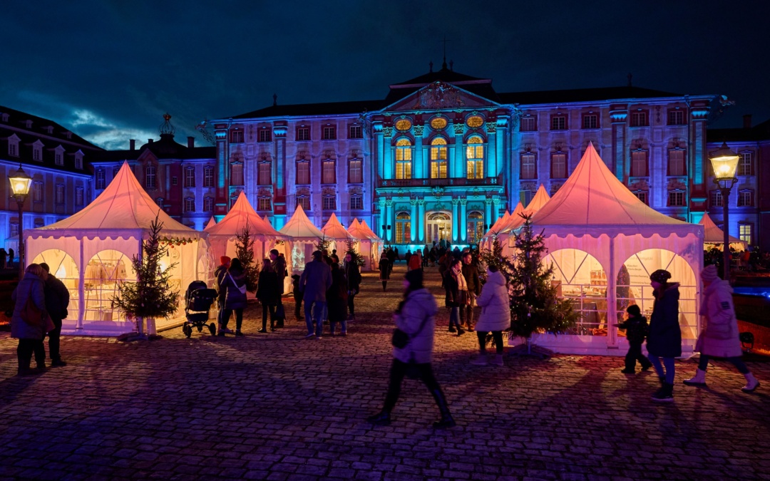 Ausstellerinnen und Aussteller für zweiten Adventsmarkt im Ehrenhof gesucht