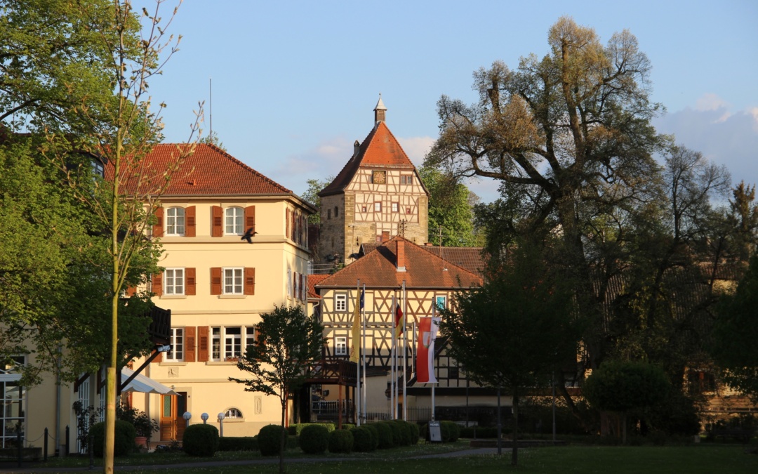 Fünfeckiger Turm mit Heimatmuseum in Neckarbischofsheim