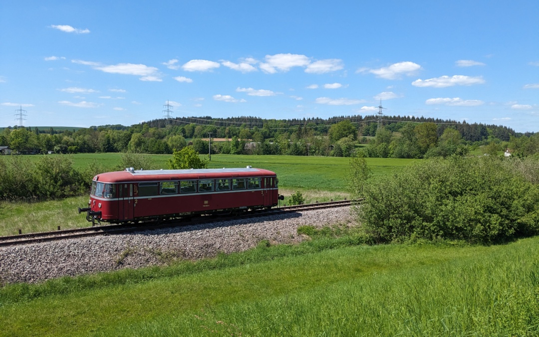 Mit dem historischen Schienenbus nach Mannheim