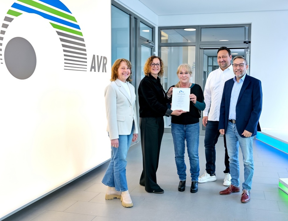 avr-kommunal-verabschiedet-anette-stark-in-den-ruhestand