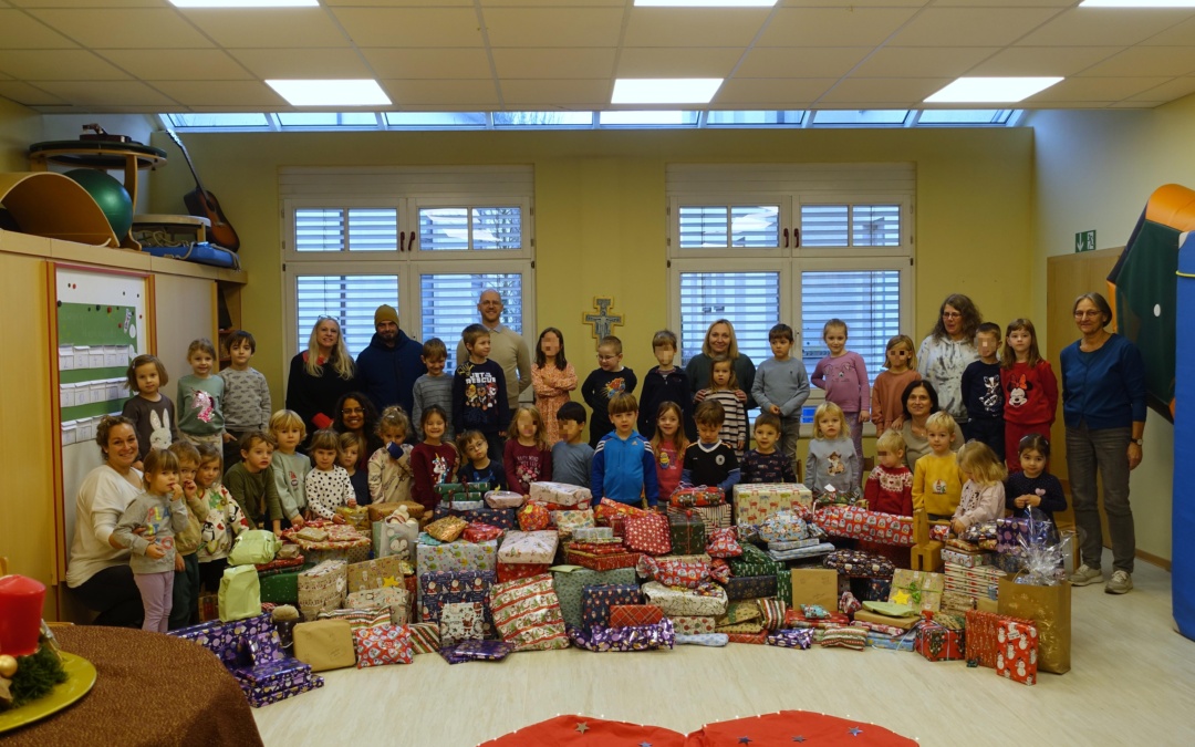 Kindergartenkinder aus Rettigheim spenden Geschenke