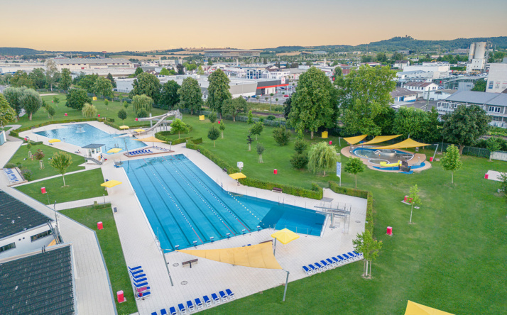 Saisonstart mit Musik, Weißwurst und Wasserspaß – Das Freibad Sinsheim öffnet am 1. Mai