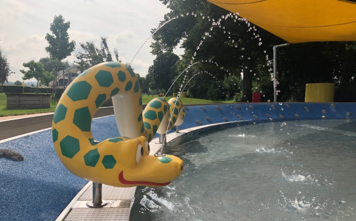 Spielenachmittag im Freibad Sinsheim bietet Spaß für jeden!