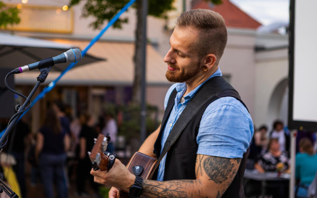 Robin Carpe solo – Letzte Veranstaltung vor der Winterpause