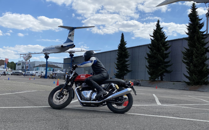 Ankommen, drankommen: MotoGymkhana auf dem Gelände des Technik Museum Sinsheim