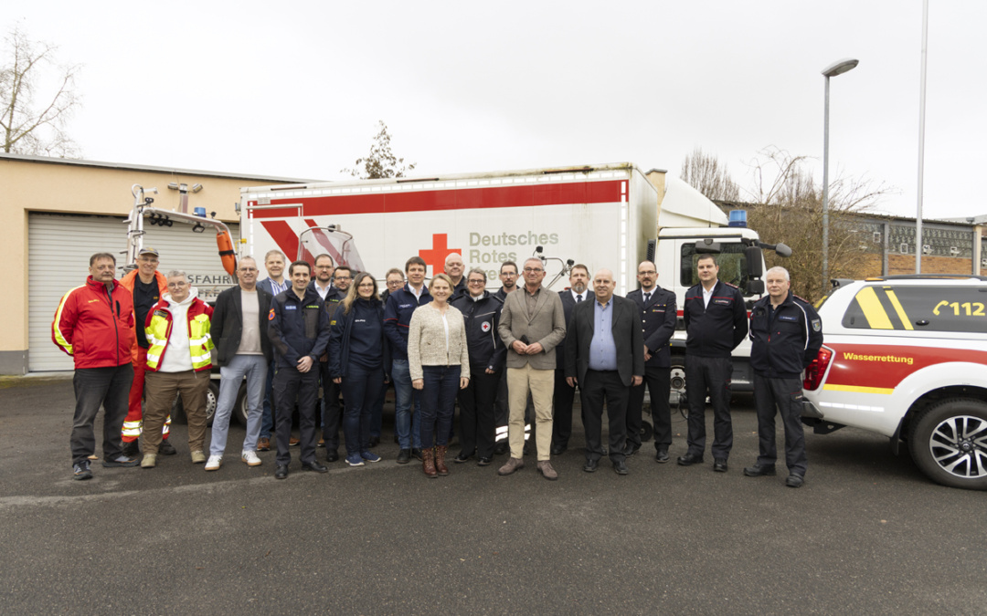 Thomas Strobl im Gespräch mit Blaulichtfamilien