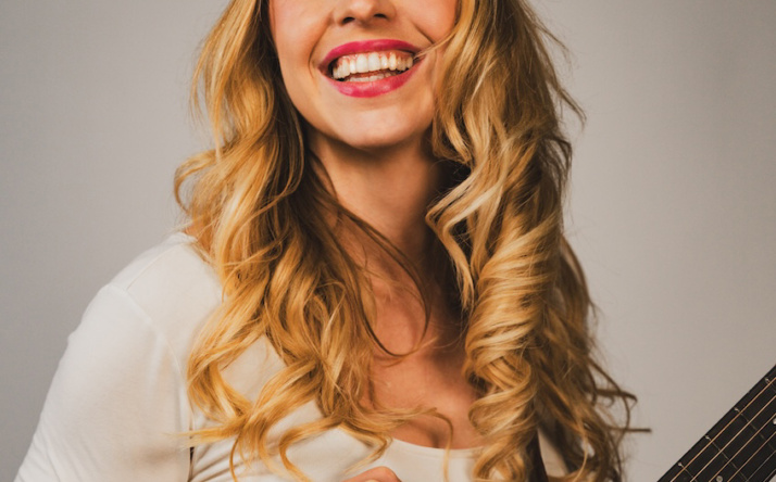 Miss Allie bringt Humor, Haltung und Herz