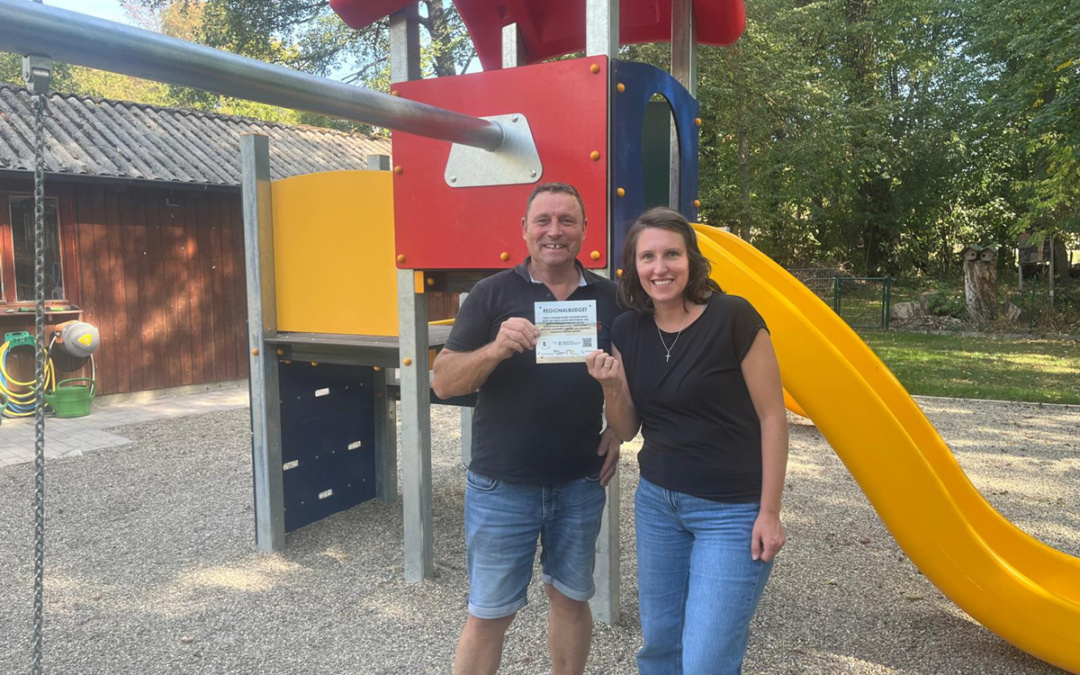 Neues Spielgerät für Familientreffpunkt